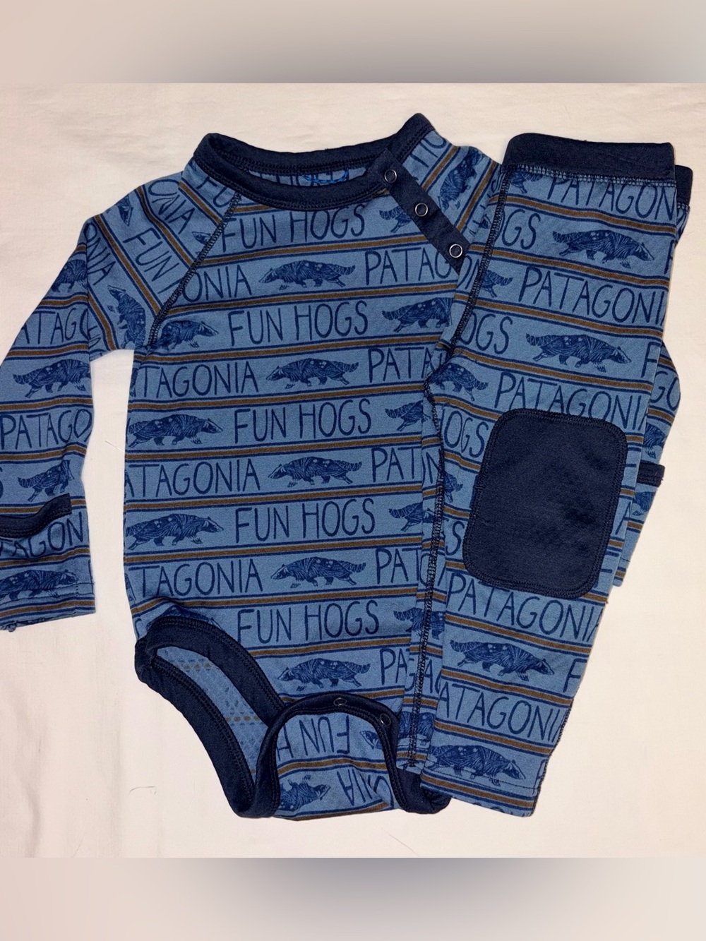 Patagonia Capilene Baselayer shirt and pants sz 6-12 months. EUC